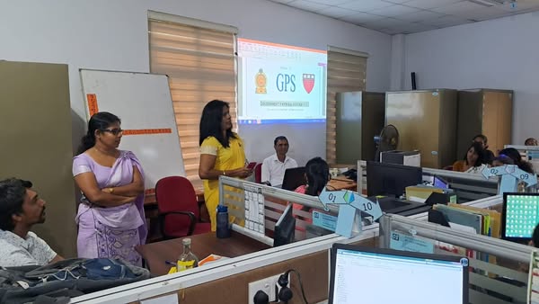 Post media